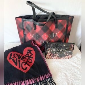 EUC 3pc Victoria’s Secret bundle